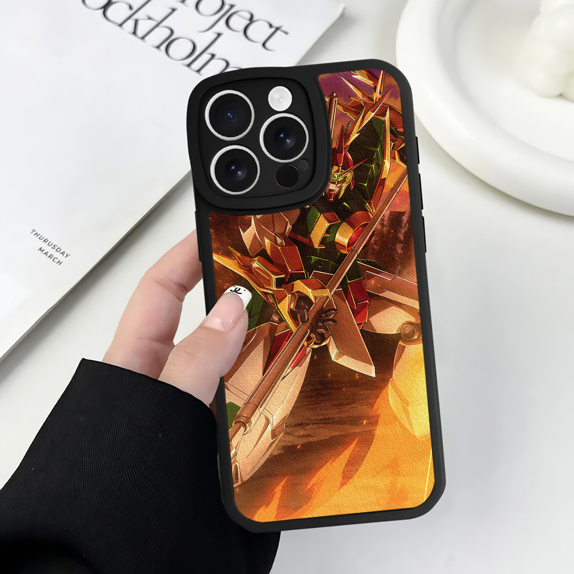 （画像用） 機動戦士ガンダム Mobile Suit Gundam 【iPhone 16シリーズ対応】シリコンスマホケース（レザー調） 材質：シリコン